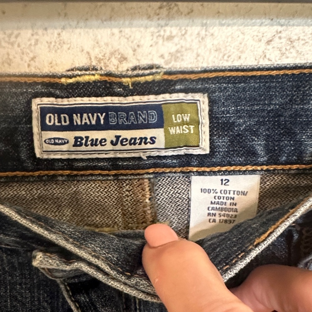 Old Navy denim mini skirt - Picture 2 of 5